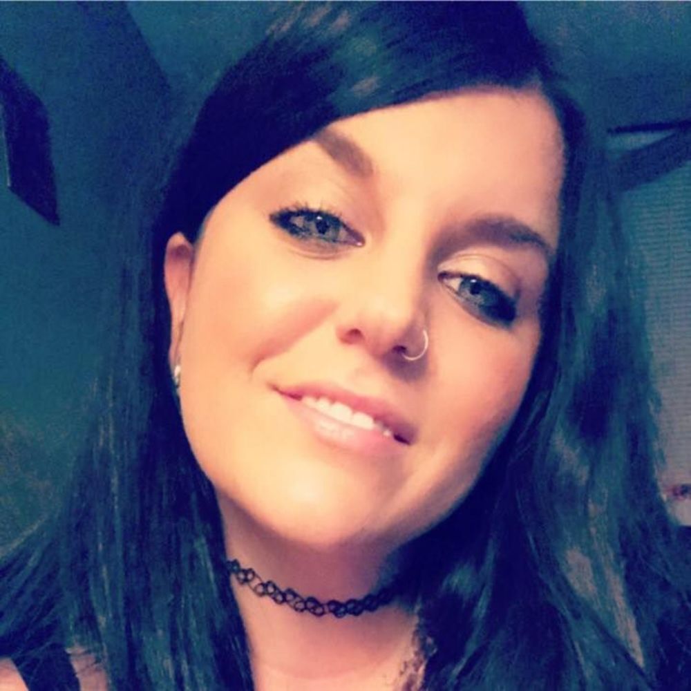 Meet your Posher, Abigail